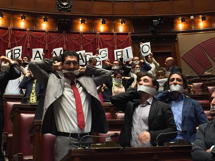 La Camera approva la delega al DDL Penale. Protesta del M5S