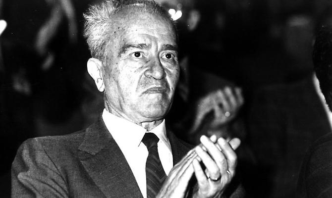 Ultimo saluto a Pietro Ingrao, la solitudine della sinistra