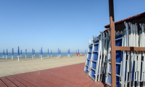 Mafia, affari, politica. Lo spettacolo desolante che va in scena ad Ostia