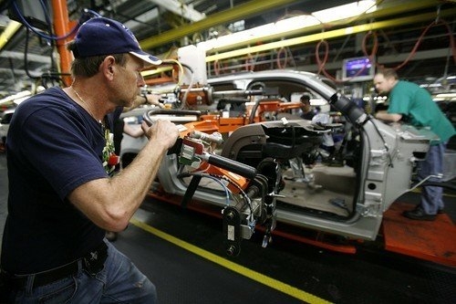 Produzione industriale: ancora prematuro inneggiare alla ripresa