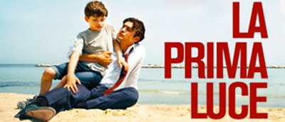 VENEZIA 72. “La prima luce”. Riccardo Scamarcio, padre a prova d’ostacolo. Recensione. Trailer