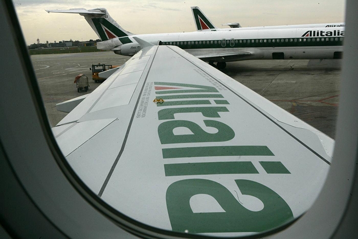 Alitalia. Incognita prossimo Ad. Di Battista, governo non tutela lavoratori