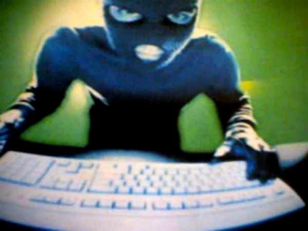 Frode informatica. Falsa agenzia di viaggi on line. 50 arresti
