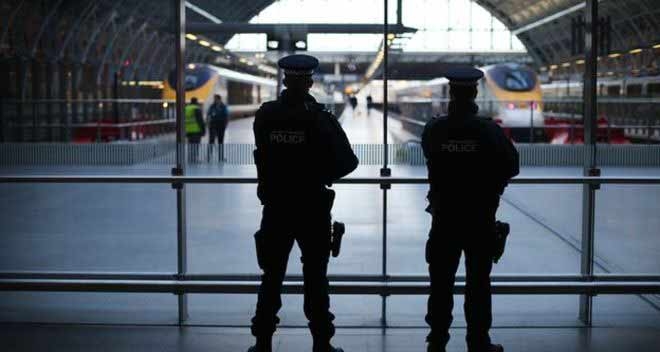 Allarme da Londra. “L’Isis sta preparando attacchi nel regno Unito”