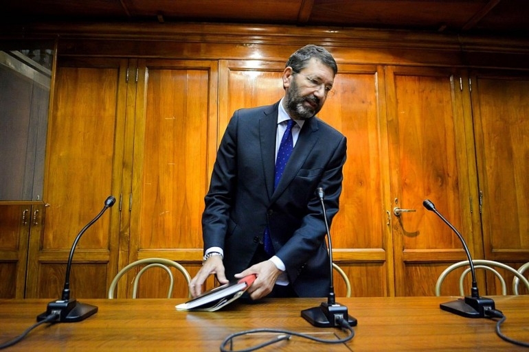 Marino arriva in Campidoglio  con scorta raddoppiata