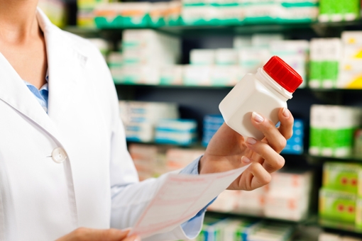 Il farmacista in corsia. Ecco la guida per aiutare gli specializzandi a tagliare il traguardo