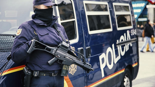 Spagna. Smantellata organizzazione traffico migranti, 89 arresti