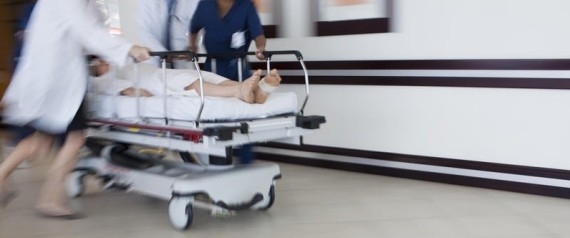 Donna incinta appena dimessa da ospedale muore