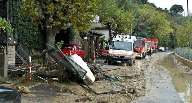 Maltempo. In Italia a rischio 6.210 scuole e 550 ospedali