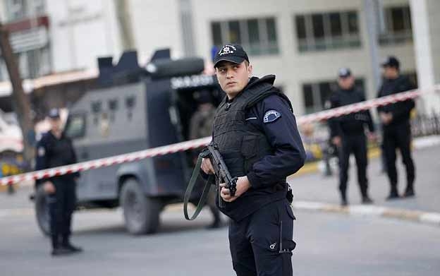 Turchia violenta. Polizia prende controllo di 2 emittenti televisive