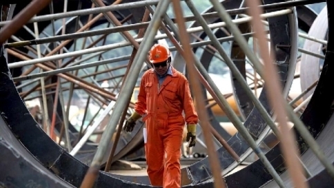 Industria: forti segnali di instabilità. Basta parlare di ripresa