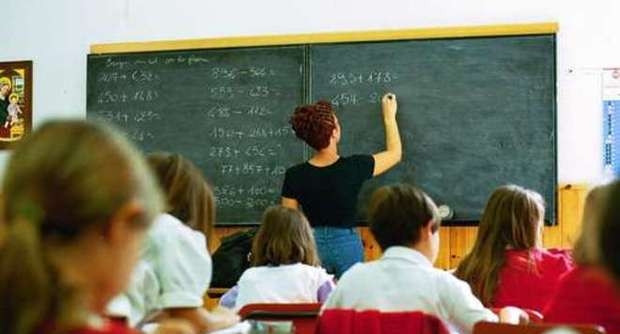 Scuola. Nuove risorse per le paritarie. Uno schiaffo alla scuola pubblica
