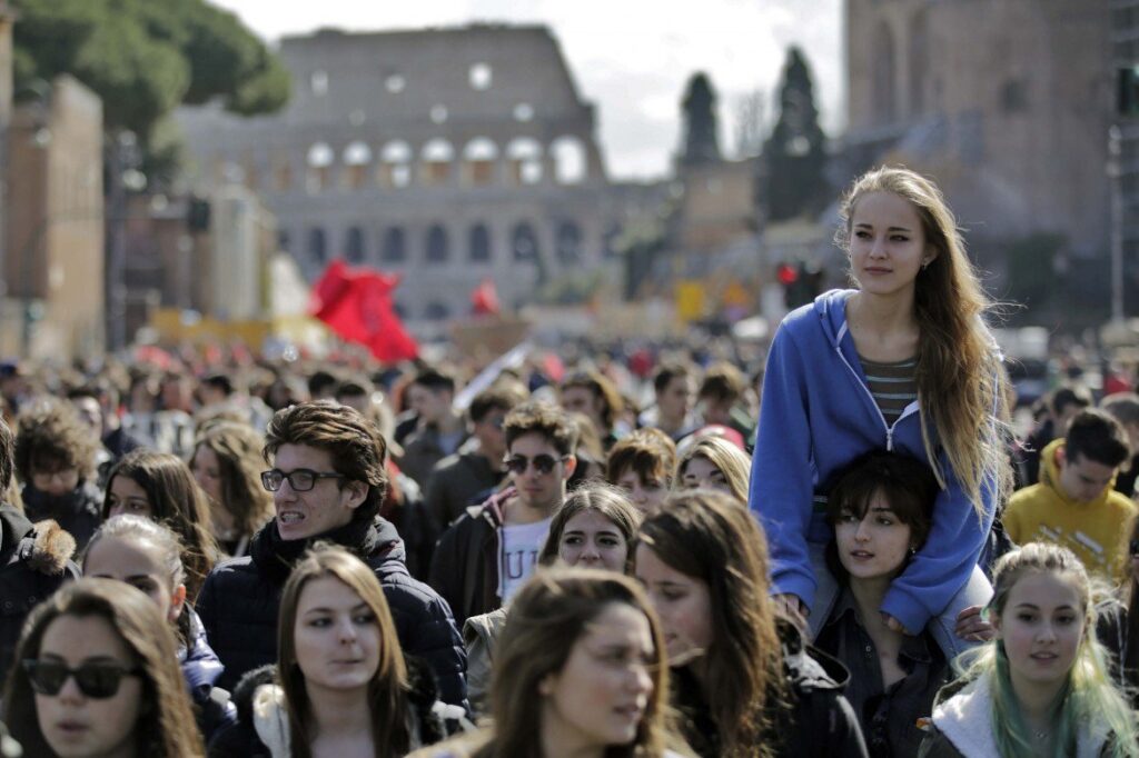 Scuola. Azioni e flash mob in tutta Italia per abbattere le disuguaglianze
