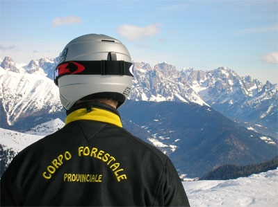Il corpo forestale in piazza contro la soppressione