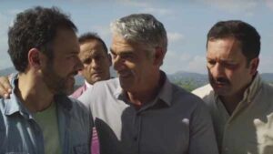 “Effetti indesiderati”. Commedia sulla terra dei fuochi. Recensione