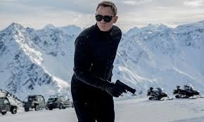 Spectre 007. Non eguaglia i predecessori. Recensione