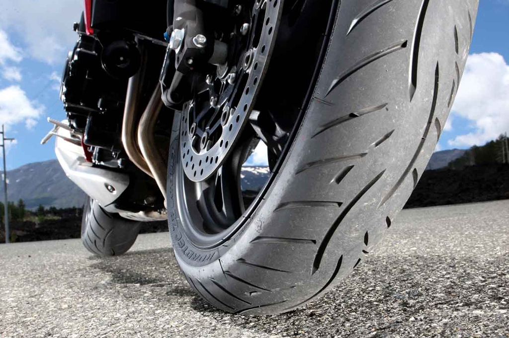 Metzeler, brand del 2015 secondo Motorrad