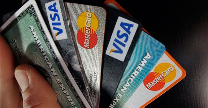 Carte di credito: da oggi il tetto alle commissioni interbancarie