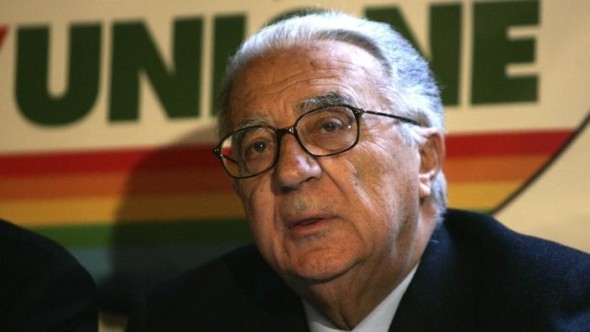 E’ morto Cossutta, storico esponente comunista