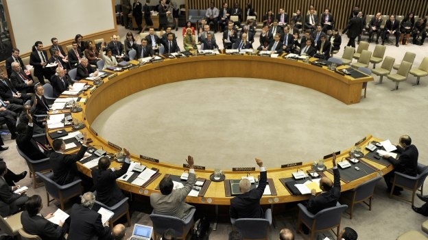 Siria:  Onu adotta risoluzione su processo di pace