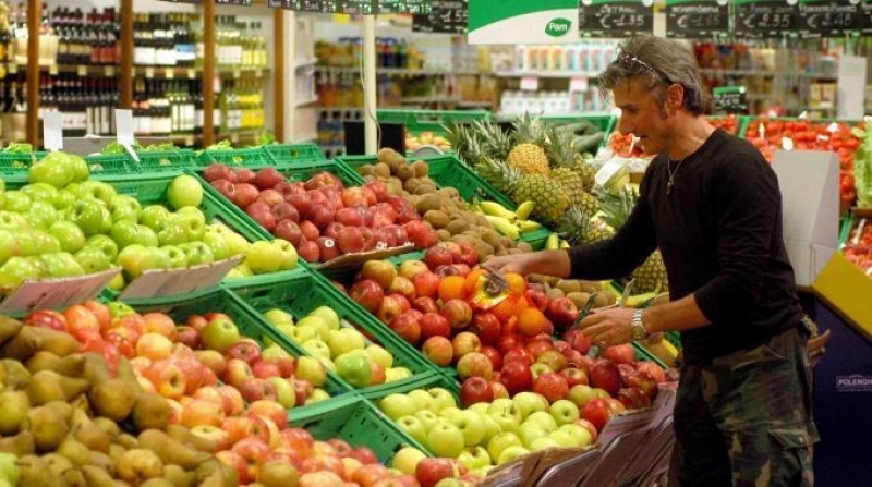 Consumi. Cala l’Hi-Tech, aumenta frutta e verdura