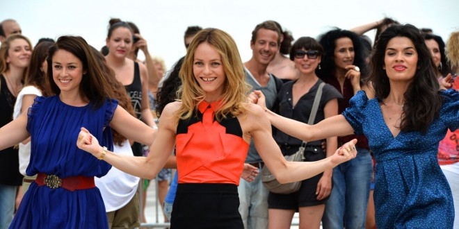Undici donne a Parigi, un film frivolo, donne banali e stereotipate