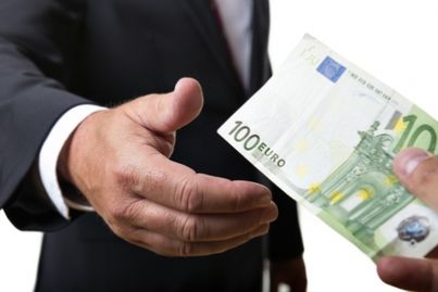 Nomine, incarichi e consulenze nella PA: la corruzione occulta che impoverisce e inquina l’Italia