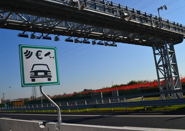 Autostrada Pedemontana: il sistema Free Slow senza caselli crea caos, disagi e confusione
