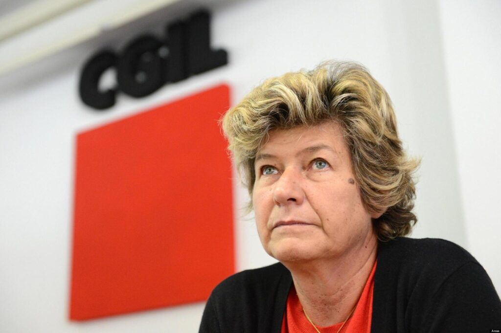 P.A. Renzi, licenziare entro 48 ore. Camusso, basta propaganda