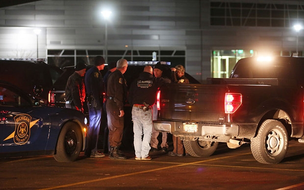 Sparatoria in Michigan, 7 morti, anche un bimbo di 8 anni