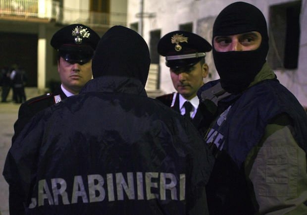 Camorra, catturato boss emergente Giannelli: tentava fuga a Roma