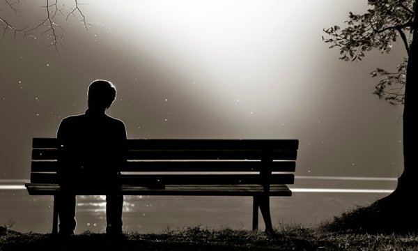 Unioni civili. Crescono i single, colpa del costo della vita