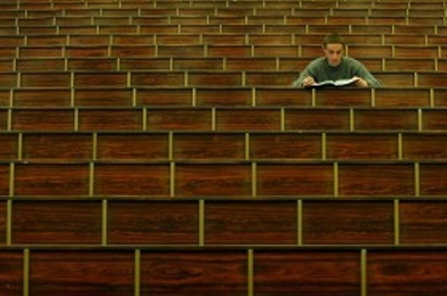 Università. Il Tar accoglie i primi ricorsi sul numero chiuso