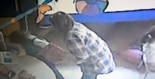 Botte e violenze ai minori. Arrestata maestra d’asilo