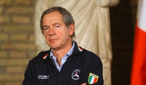 Bertolaso a Fuori Onda, Meloni faccia la mamma