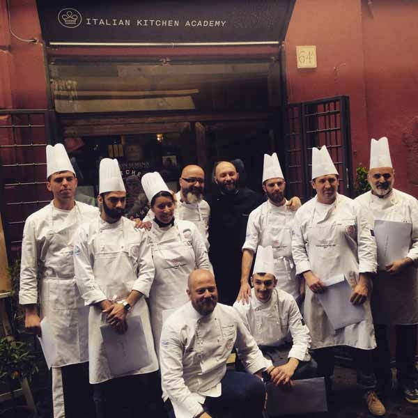 Otalian Kitchen Academy. Si conclude il primo corso. LE FOTO