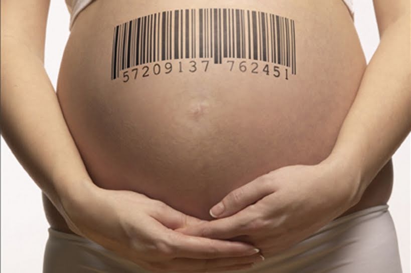 Utero in affitto. L’esperto: reato all’estero? Coerente con la legge italiana
