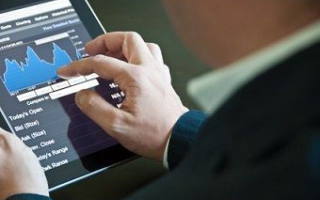 Caos sulle Borse: la Bce azzera i tassi e rilancia QE