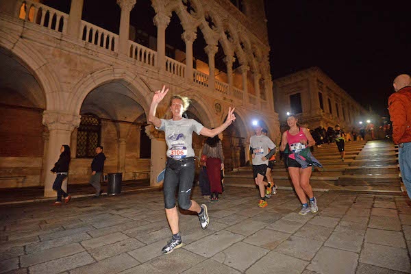 Giovanni Iommi e Francesca Pretto vincono il 1^Venice Night Trail