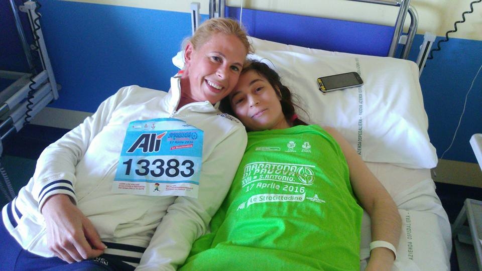 Vincenza Sicari, quasi paralizzata, corre nei pensieri degli ultrarunner