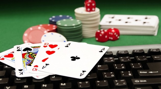 Giochi on line. Smantellata rete di scommesse illegali