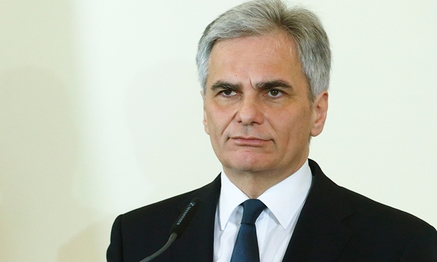 Austria. Il cancelliere Faymann si dimette