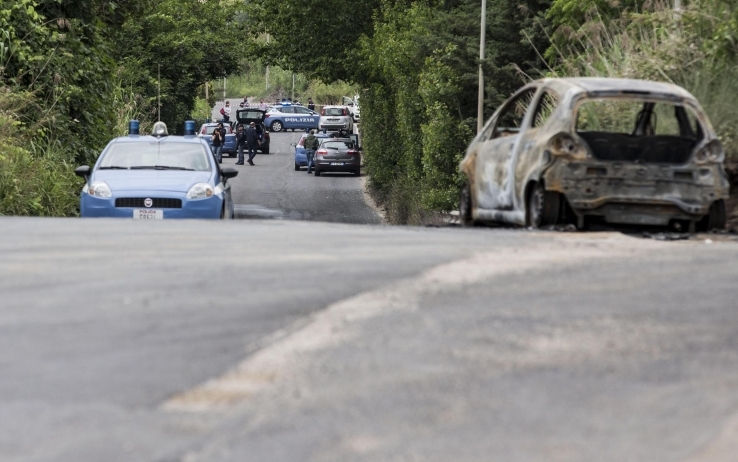 Roma, bruciata viva. La ragazza chiese aiuto ma nessuna auto si fermò