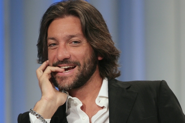 Sergio Assisi cerca attrice, tempi comici e bella presenza