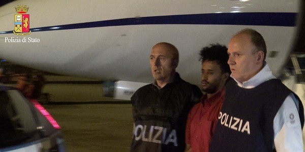 Eritreo estradato: non è lui il boss, probabile scambio di persona