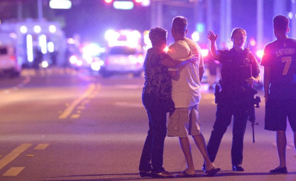 Strage Orlando: polemiche su Fbi per armi a killer indagato