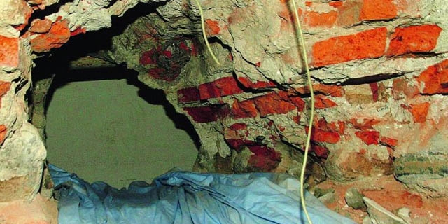Roma. La banda del buco tenta furto in gioielleria