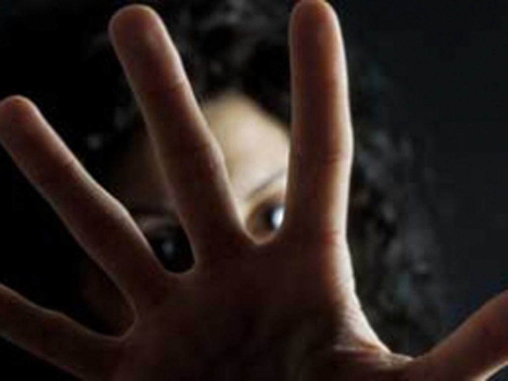 Roma. Trova forza e denuncia lo stupro subito, arrestato lo stupratore