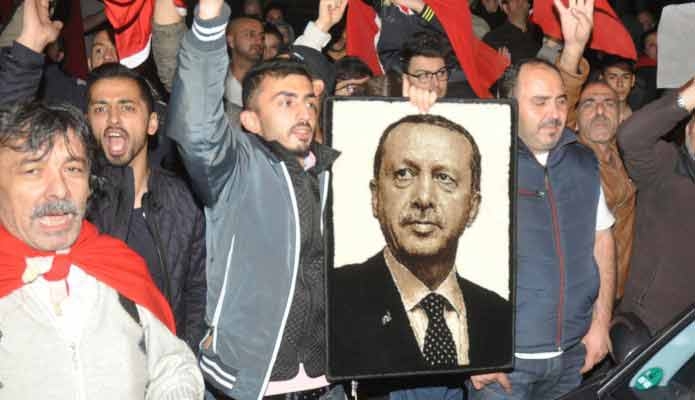 Turchia.Erdogan contro gli USA. E se fosse una messinscena?