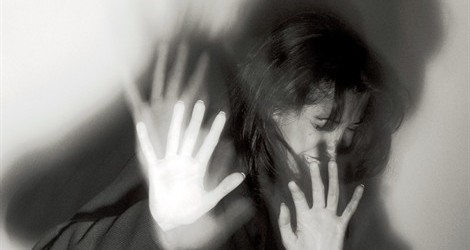 Abusi sessuali e botte alla ex, arrestato stalker